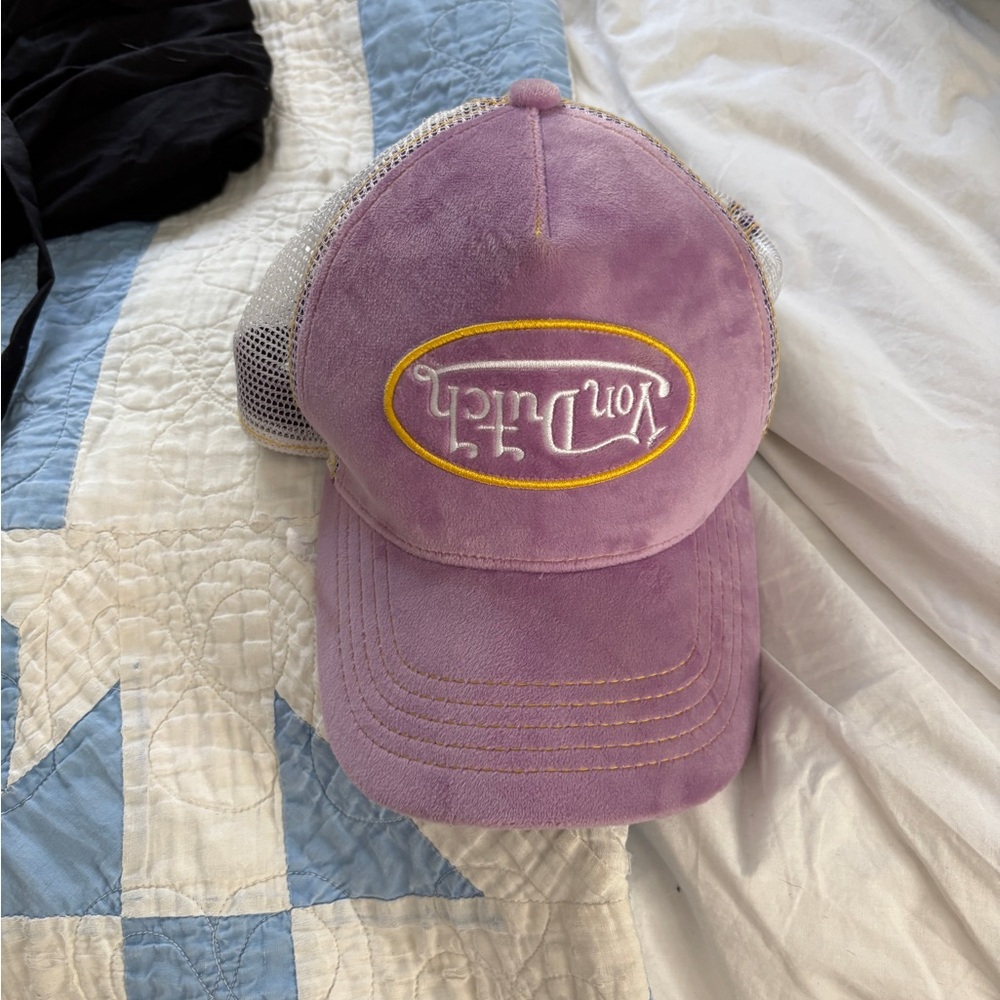 Pink/purple velvet von Dutch hat